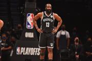 JNSPORTS-夺冠引发热议！，杜兰特在雄鹿比赛中出色发挥全场沸腾不已的简单介绍