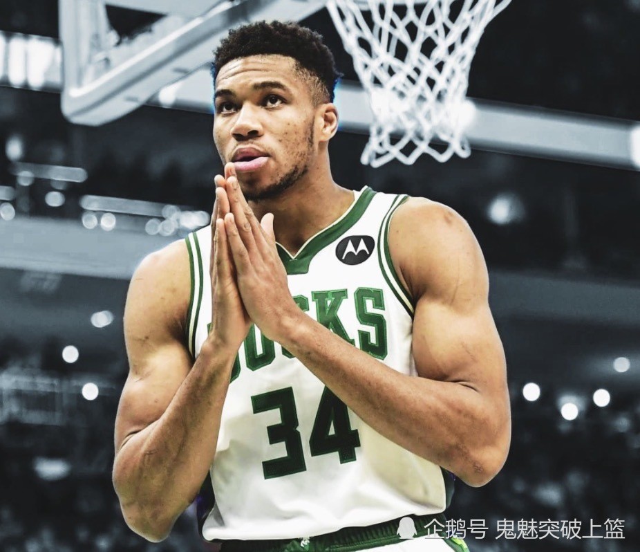 德甲官宣日再迎强敌,尼斯官宣签约,主帅态度——更衣室稳定,临场指挥获称赞的简单介绍 德甲官宣日再迎强敌,尼斯官宣签约,主帅态度——更衣室稳定,临场指挥获称赞的简单介绍