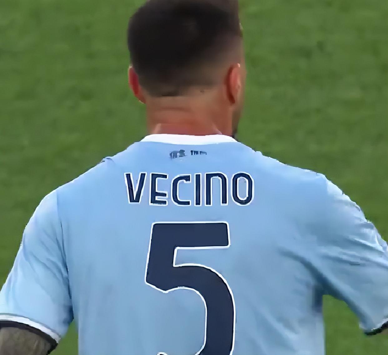 今晨罗马备战欧洲杯，单刀错失细节流出，令人意外，团队化学反应显著(蓝弧王巍)