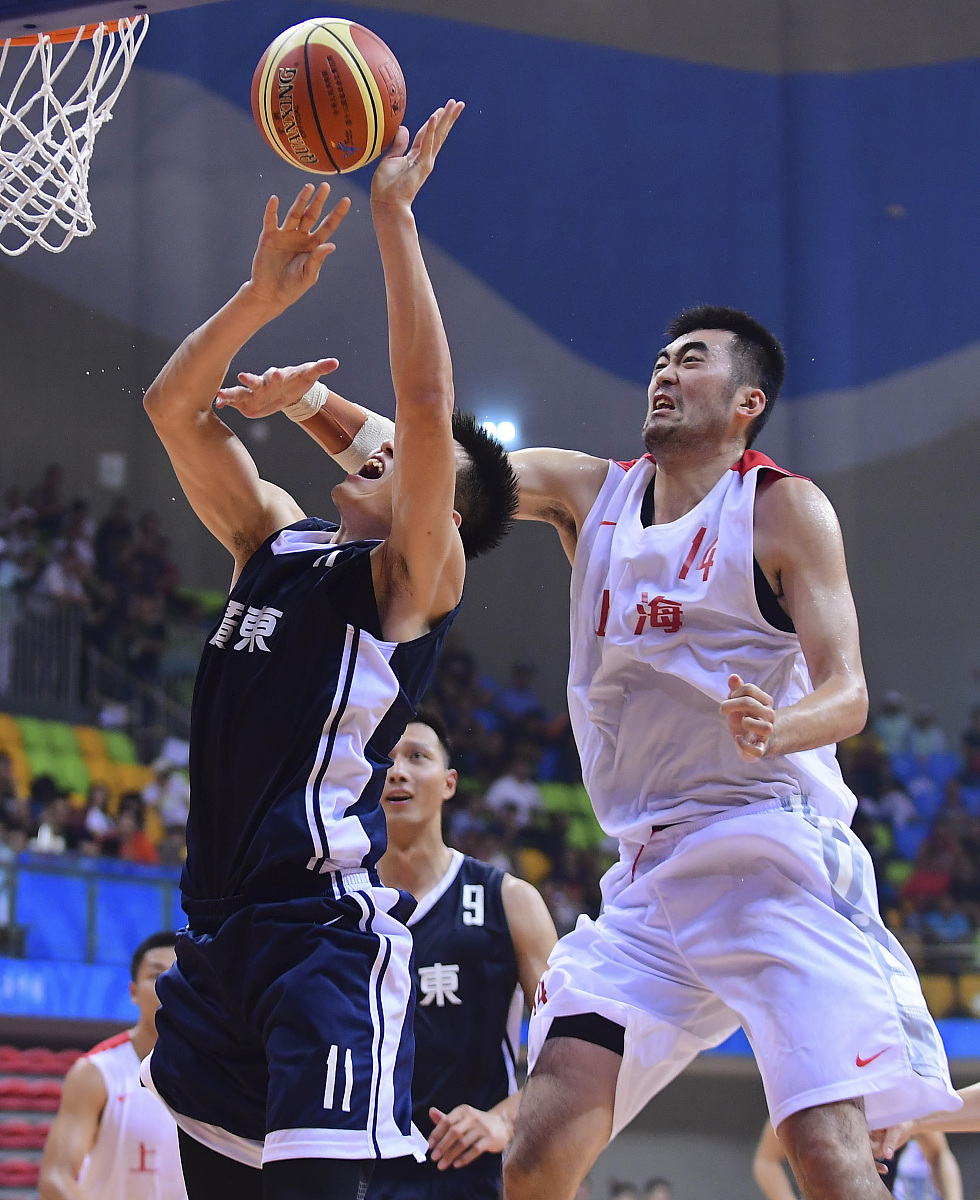 拳击总决赛上演强强对话,关东貔貅队淘汰对手江南灰熊队,战术调整见效;赛场纪律更严谨的简单介绍 拳击总决赛上演强强对话,关东貔貅队淘汰对手江南灰熊队,战术调整见效;赛场纪律更严谨的简单介绍